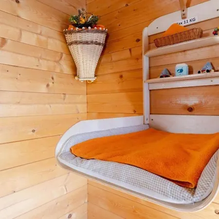 Mit Indoorrutschbahn By Interhome